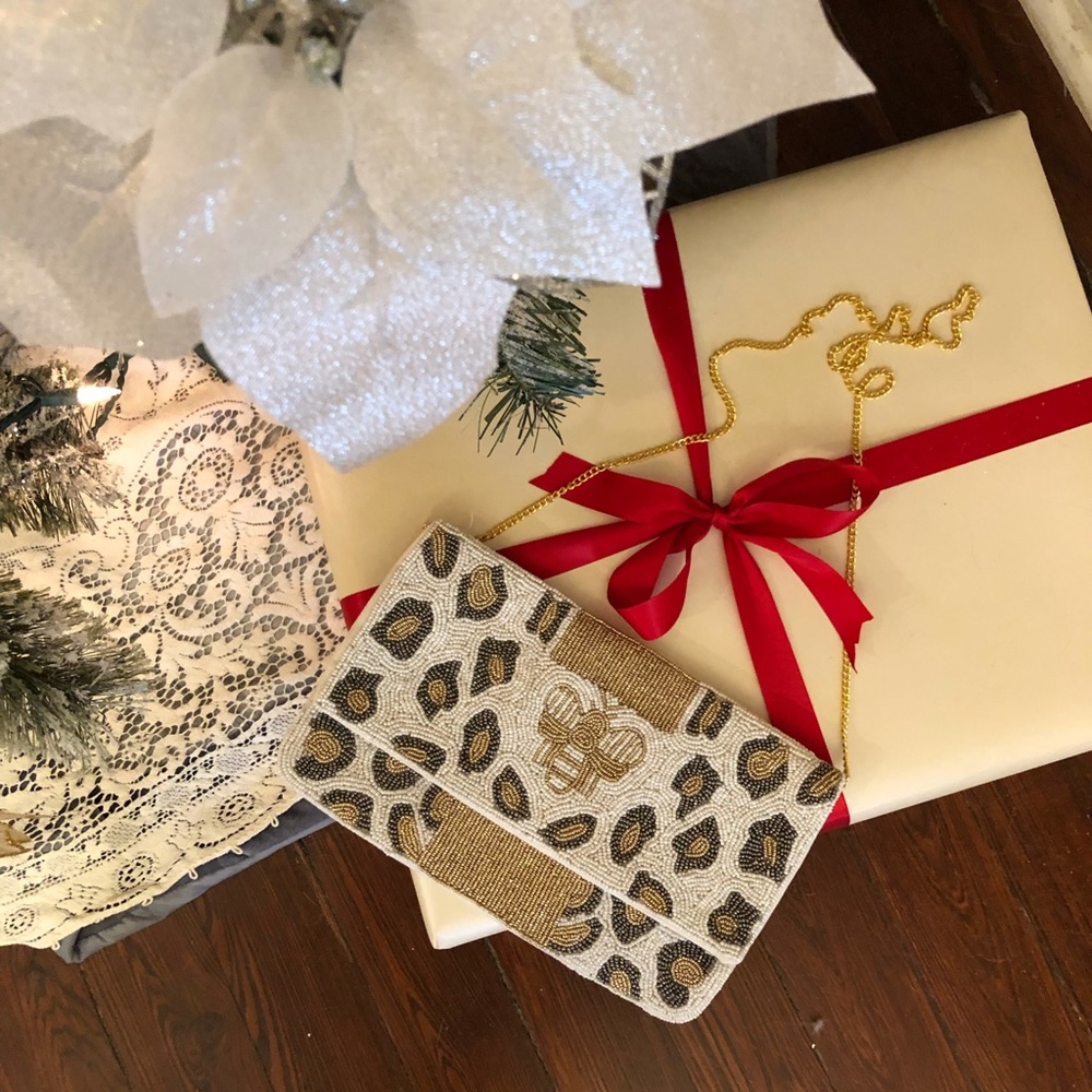 Beaded bags Gucci print